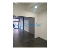 Local comercial en alquiler en el barrio del Temple de Tortosa