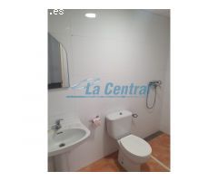 Local comercial en alquiler en el barrio del Temple de Tortosa