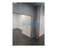 Local comercial en alquiler en el barrio del Temple de Tortosa