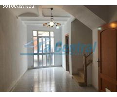 Casa céntrica en venta en la Sénia. Inmobiliaria La Sénia 11284