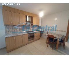 Planta baja en venta junto a la plaza de la Inmaculada de Remolins