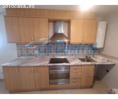 Planta baja en venta junto a la plaza de la Inmaculada de Remolins