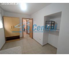 Planta baja en venta junto a la plaza de la Inmaculada de Remolins