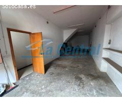 Casa en Venta en la Sénia - Espacio, Versatilidad y Confort