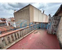 Casa en Venta en la Sénia - Espacio, Versatilidad y Confort