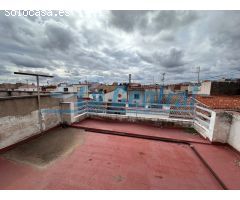 Casa en Venta en la Sénia - Espacio, Versatilidad y Confort