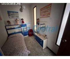 Casa en Venta en la Sénia - Espacio, Versatilidad y Confort
