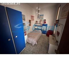 Casa en Venta en la Sénia - Espacio, Versatilidad y Confort