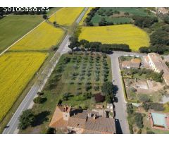 Hotel - Restaurante en venta, masía fortificada del siglo XIV en la Costa Brava