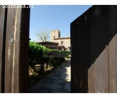 Hotel - Restaurante en venta, masía fortificada del siglo XIV en la Costa Brava