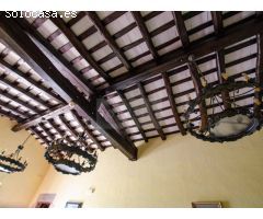 Hotel - Restaurante en venta, masía fortificada del siglo XIV en la Costa Brava