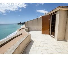 Venta de apartamento de lujo en primera línea de mar en Sant Antoni de Calonge