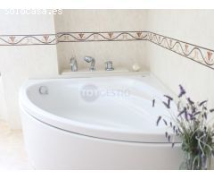Casa independente en venta