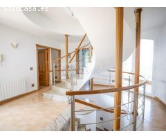Casa independente en venta