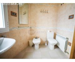 Casa independente en venta