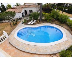 Casa independente en venta