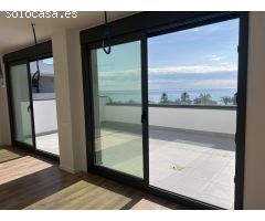Ático de lujo en alquiler con terraza, piscina y vistas al mar en Mataró
