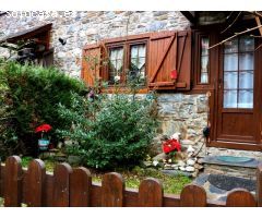 MAGNIFICA CASA EN VIELHA CON JARDIN