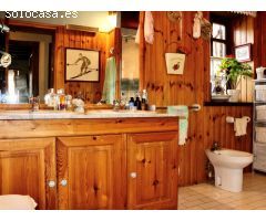 MAGNIFICA CASA EN VIELHA CON JARDIN