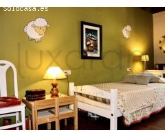 MAGNIFICA CASA EN VIELHA CON JARDIN