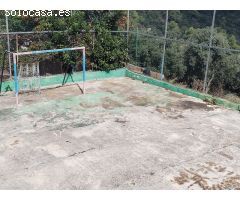 Preciosa casa, de 5 habitaciones, 2 baños, 2 salones, piscina particular y zona
