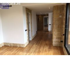 Samar Gestion vende excelente Atico con terraza en zona Av. de Europa.