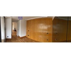 Samar Gestion vende excelente Atico con terraza en zona Av. de Europa.