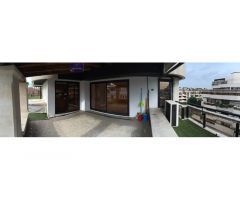 Samar Gestion vende excelente Atico con terraza en zona Av. de Europa.