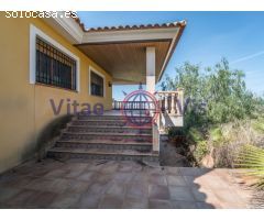 CHALET DE NUEVA CONSTRUCCIÓN CON 5.000 M2 EN LA MONTAÑA