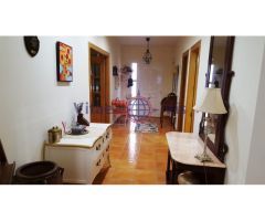 Chalet de 4 dormitorios con piscina en Campillo