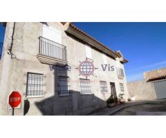 CASA DE PUEBLO EN TORREALVILLA