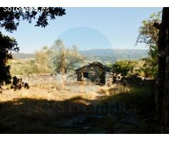 Gran finca rústica con diversas Masías de piedra.