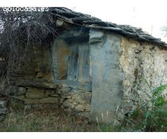 Gran finca rústica con diversas Masías de piedra.
