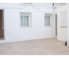 Casa de pueblo en pleno centro de lAmpolla