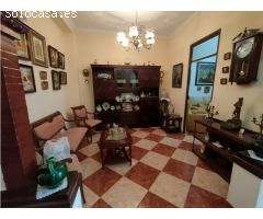Casa en venta en Morón de la Frontera (Sevilla) en zona Semicentro con unos 100