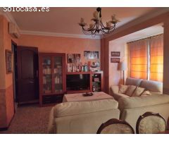 Casa en venta en Morón de la Frontera (Sevilla) en zona Semicentro con unos 100