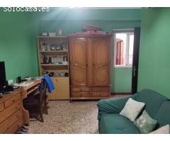 Casa en venta en Morón de la Frontera (Sevilla) en zona Semicentro con unos 100