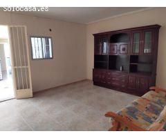 Casa en venta en Morón de la Frontera (Sevilla) en zona Semicentro con unos 100