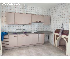 Casa en venta en Morón de la Frontera (Sevilla) en zona Semicentro con unos 100