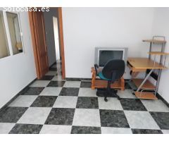 Casa en venta en Morón de la Frontera (Sevilla) en zona Semicentro con unos 100
