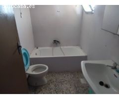 Casa en venta en Morón de la Frontera (Sevilla) en zona Semicentro con unos 100