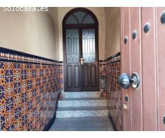 Casa en venta en Morón de la Frontera (Sevilla) en zona Semicentro con unos 100