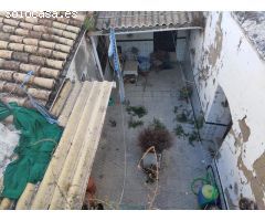 Casa en venta en Morón de la Frontera (Sevilla) en zona Semicentro con unos 100