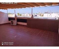 Casa en venta en Morón de la Frontera (Sevilla) en zona Semicentro con unos 100