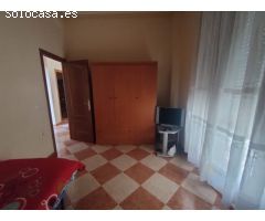 Casa en venta en Morón de la Frontera (Sevilla) en zona Semicentro con unos 100