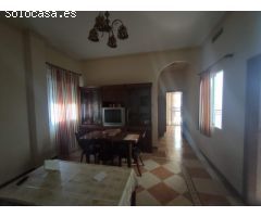 Casa en venta en Morón de la Frontera (Sevilla) en zona Semicentro con unos 100