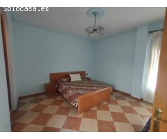 Casa en venta en Morón de la Frontera (Sevilla) en zona Semicentro con unos 100