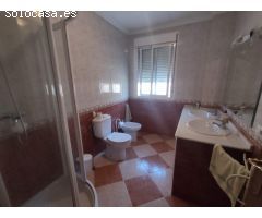Casa en venta en Morón de la Frontera (Sevilla) en zona Semicentro con unos 100