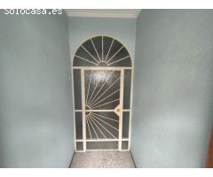 Casa en venta en Morón de la Frontera (Sevilla) en zona Semicentro con unos 100