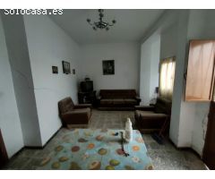 Casa en venta en Morón de la Frontera (Sevilla) en zona Semicentro con unos 100
